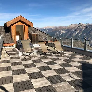 Penthouse Bond 007 120 M2 Piscine Sauna 1850 Appartement